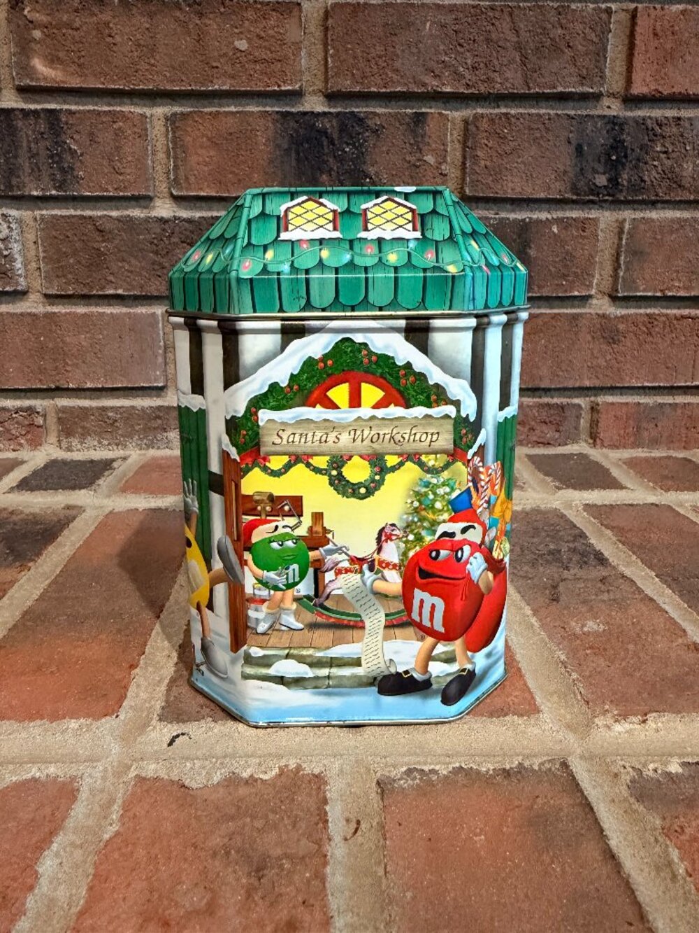 M&Ms Vintage 1999 Christmas Candy Tin